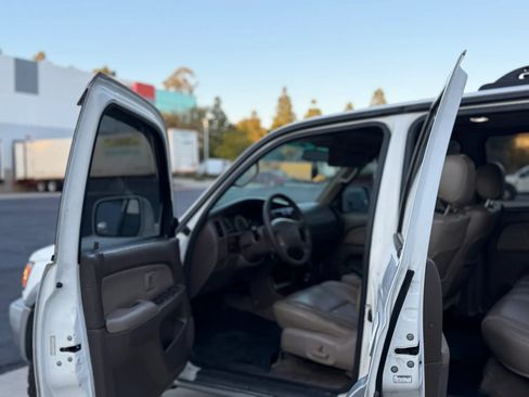 Used 1999 Toyota 4Runner Limited w/ Upgrade Value Pkg 5 AWD/4WD image 16