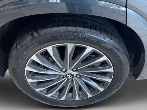 Used 2023 Hyundai Palisade Calligraphy w/ Cargo Package FWD image 7