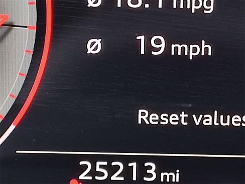 Used 2023 Audi Q8 Premium Plus w/ Premium Plus Package image 42