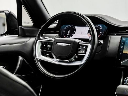 Used 2023 Land Rover Range Rover SE image 41