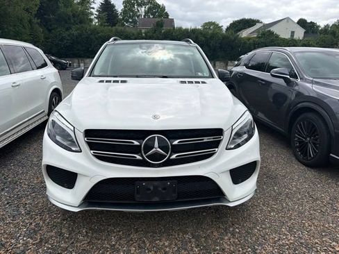 Used 2019 Mercedes-Benz GLE 43 AMG 4MATIC image 2