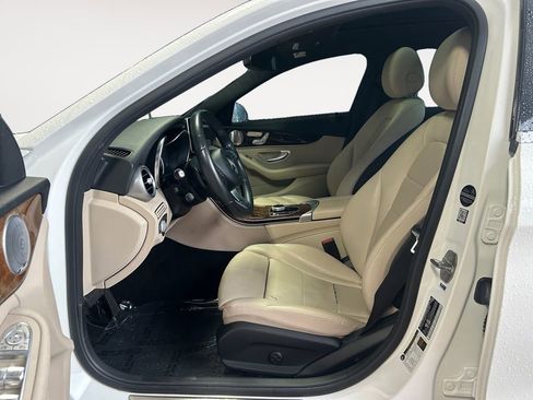 Used 2018 Mercedes-Benz C 300 Sedan image 15