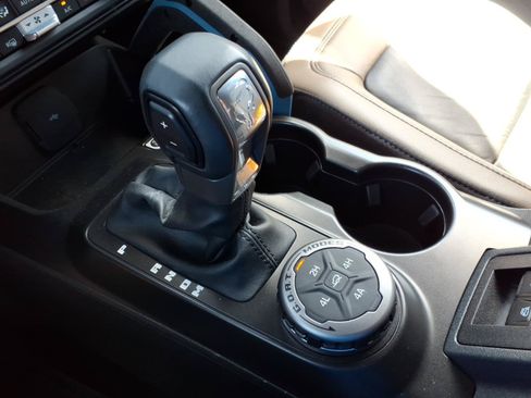Used 2023 Ford Bronco Wildtrak AWD/4WD image 24