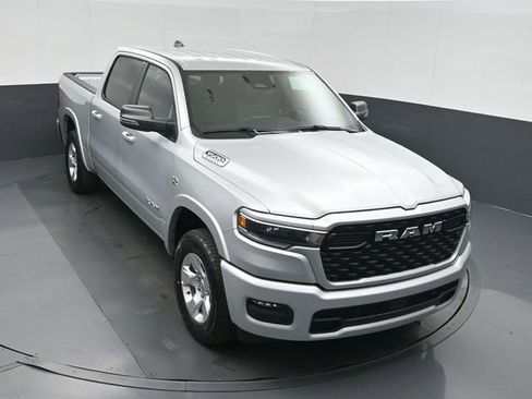New 2026 RAM 1500 4x4 Crew Cab image 36