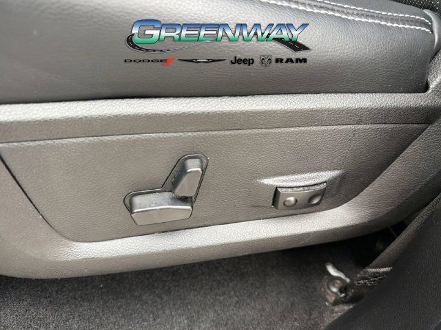 Used 2013 RAM 1500 Sport w/ Sport Premium Group AWD/4WD image 17
