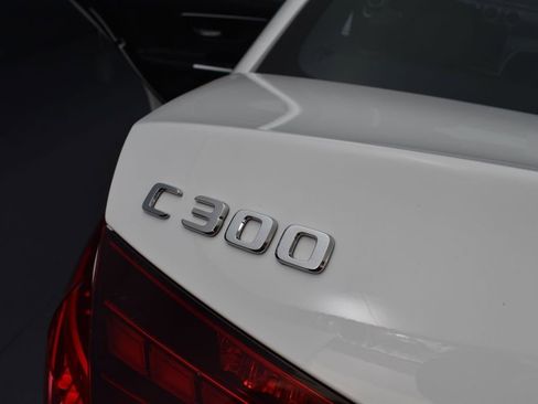 Used 2025 Mercedes-Benz C 300 Sedan image 20
