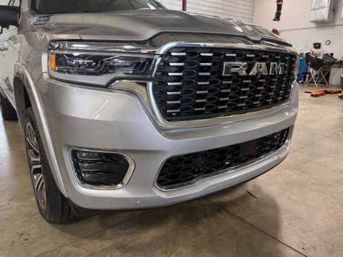 Certified 2025 RAM 1500 Tungsten w/ Off Road Group AWD/4WD image 3