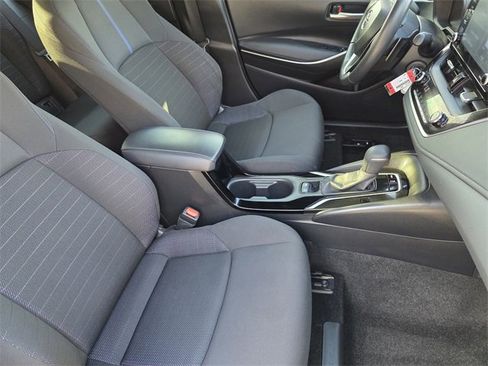 Used 2022 Toyota Corolla SE image 11