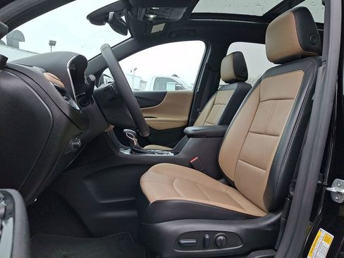 Used 2023 Chevrolet Equinox Premier image 13