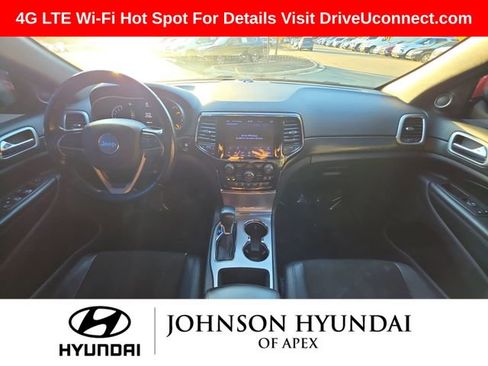 Used 2020 Jeep Grand Cherokee Laredo w/ Laredo X Package image 20