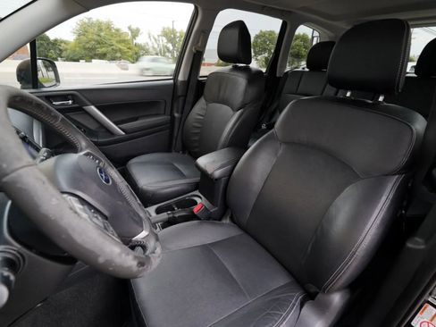 Used 2016 Subaru Forester 2.5i Limited AWD/4WD image 22