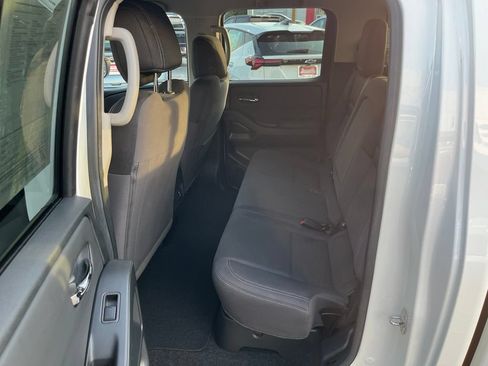 Used 2024 Nissan Frontier SV w/ Hardbody Edition AWD/4WD image 47