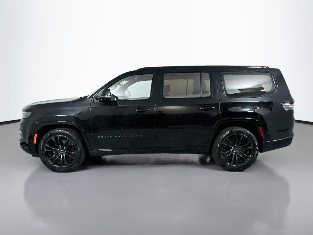Used 2023 Jeep Grand Wagoneer Series II AWD/4WD image 10