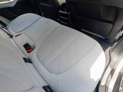 Used 2023 BMW X5 xDrive40i w/ Parking Assistance Package AWD/4WD image 93