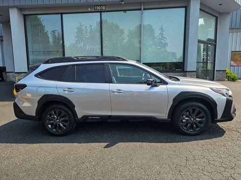 Used 2024 Subaru Outback Onyx Edition XT AWD/4WD image 8