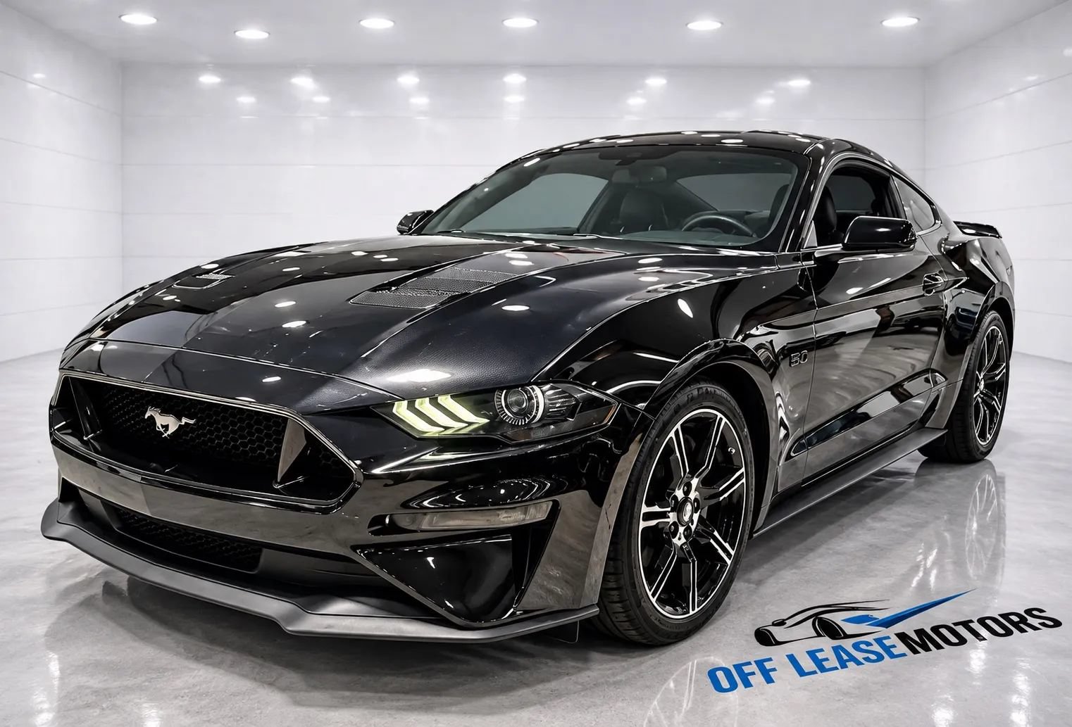 Used 2019 Ford Mustang GT w/ Equipment Group 301A RWD image 1