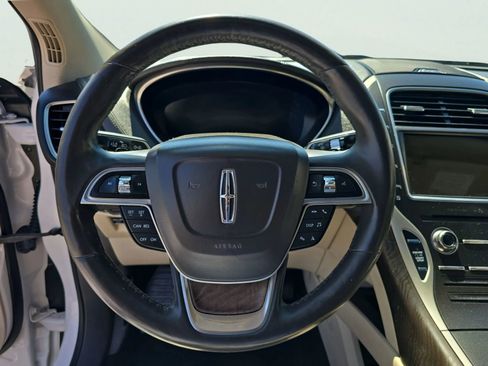 Used 2019 Lincoln Nautilus Reserve AWD/4WD image 21