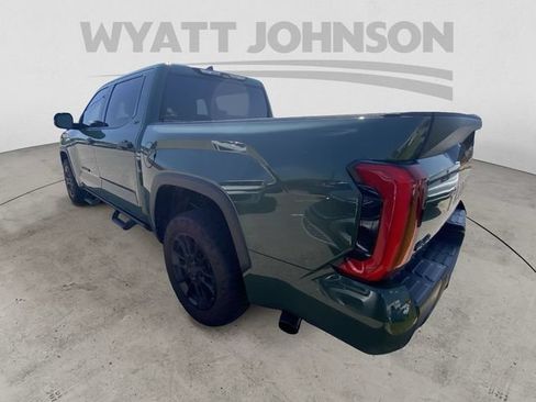 Used 2023 Toyota Tundra SR5 w/ SR5 Convenience Package AWD/4WD image 6