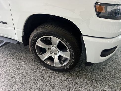 Used 2026 RAM 1500 Express AWD/4WD image 4