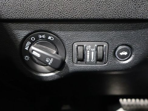 Used 2017 Dodge Charger R/T Scat Pack w/ Beats Audio Group image 34