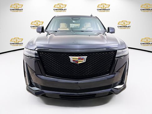 Used 2023 Cadillac Escalade ESV Sport w/ Touring Package image 2