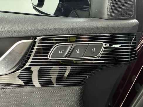 Used 2023 Hyundai Palisade Calligraphy image 27