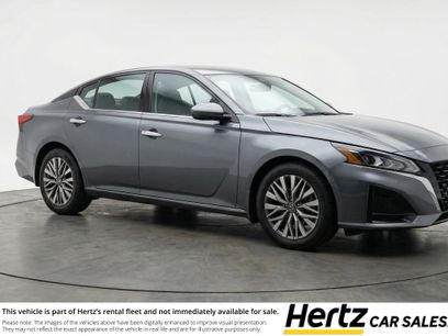 Used 2025 Nissan Altima 2.5 SV