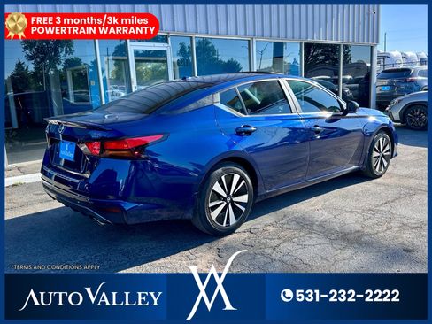 Used 2020 Nissan Altima 2.5 SR w/ Premium Package image 7