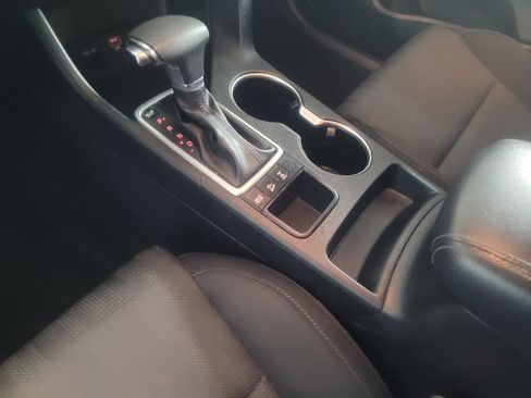 Used 2020 Kia Sportage LX AWD/4WD image 26