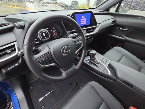 Certified 2023 Lexus UX 250h F Sport w/ Accessory Package (Z2) image 12