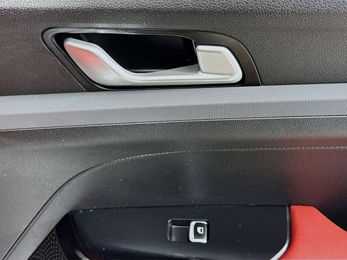 Used 2023 Kia K5 GT-Line image 30