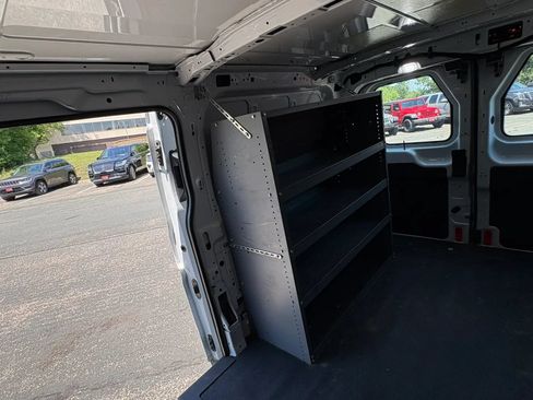 Used 2020 Ford Transit 150 Low Roof AWD image 32