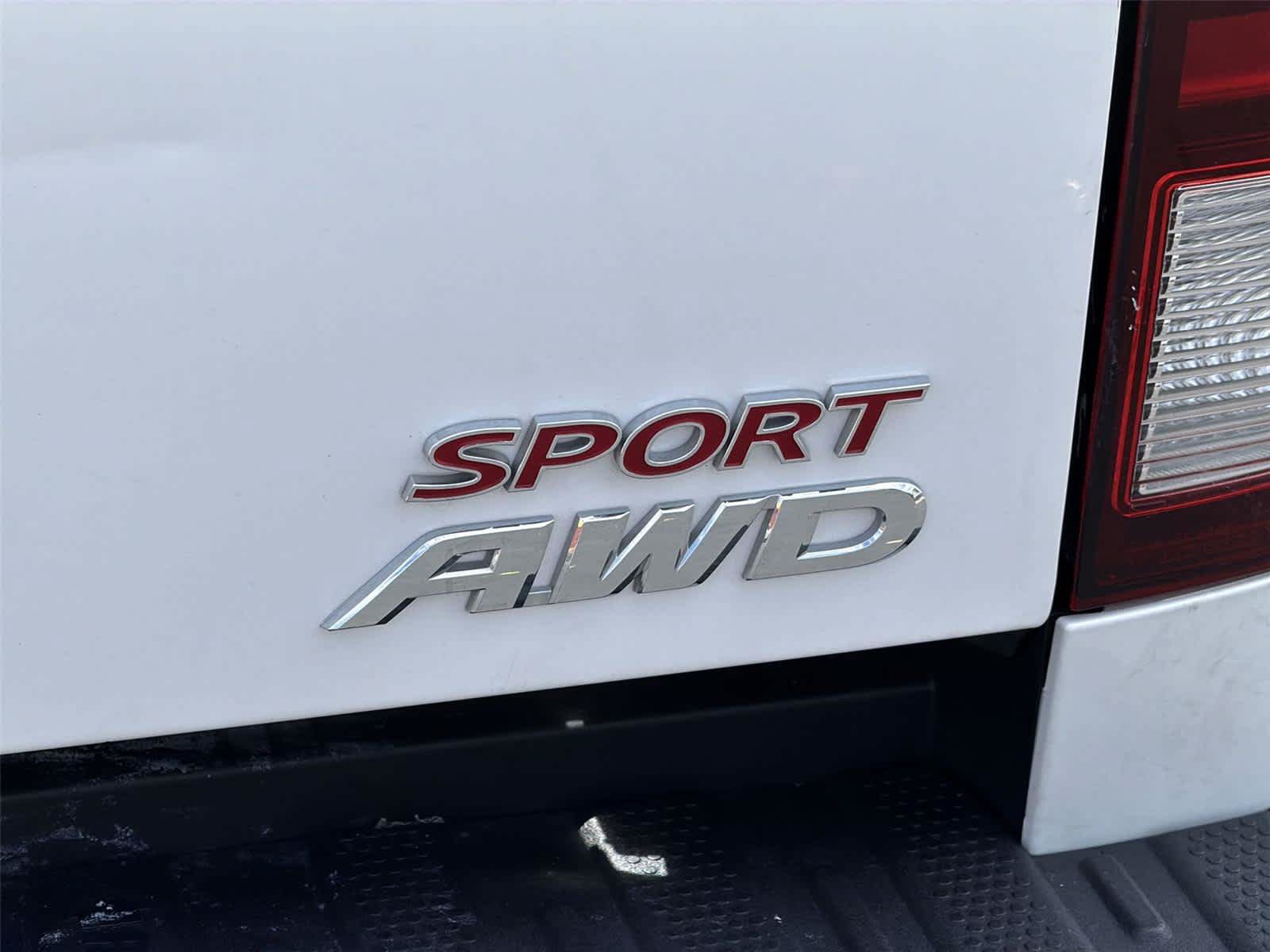 Used 2023 Honda Ridgeline Sport image 8
