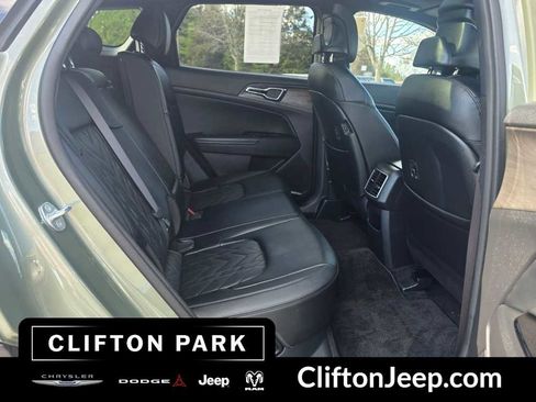 Used 2023 Kia Sportage X-Line AWD/4WD image 12