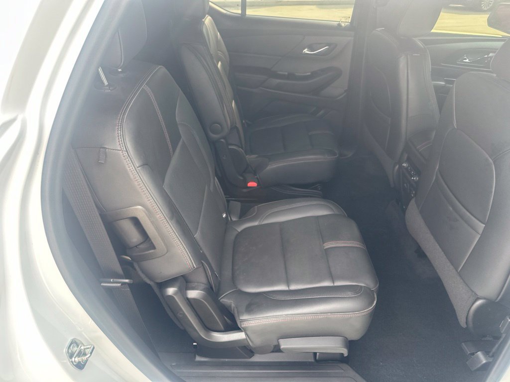 Used 2022 Chevrolet Traverse RS FWD image 29