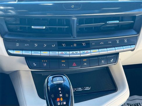 Used 2025 Cadillac CT4 Premium Luxury image 16