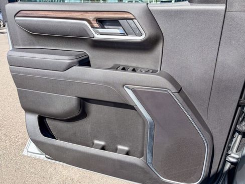 Used 2026 Chevrolet Silverado 1500 LT image 19