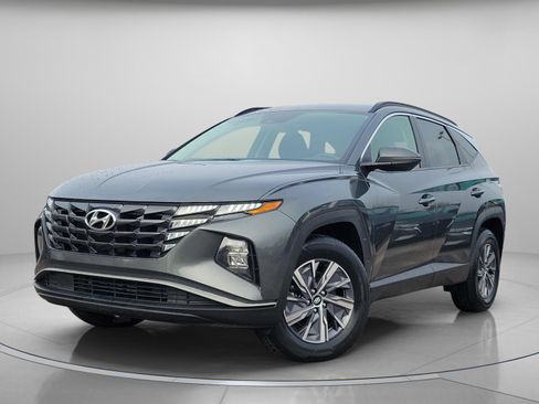 Used 2022 Hyundai Tucson Blue image 2