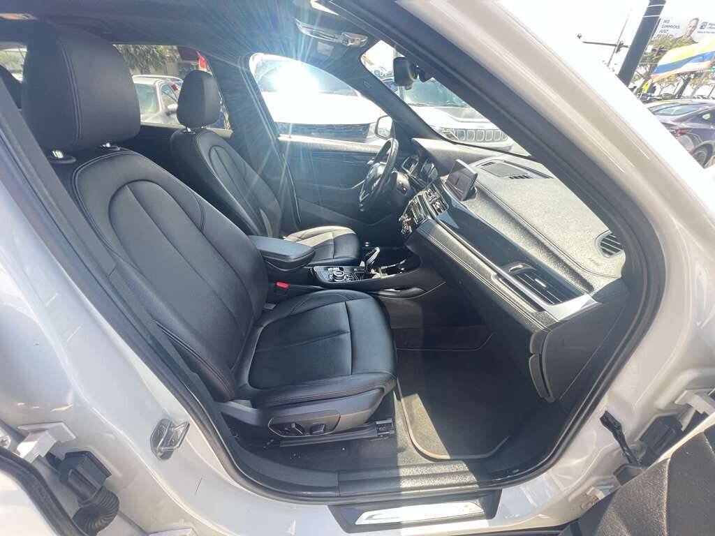 Used 2020 BMW X1 xDrive28i AWD/4WD image 9