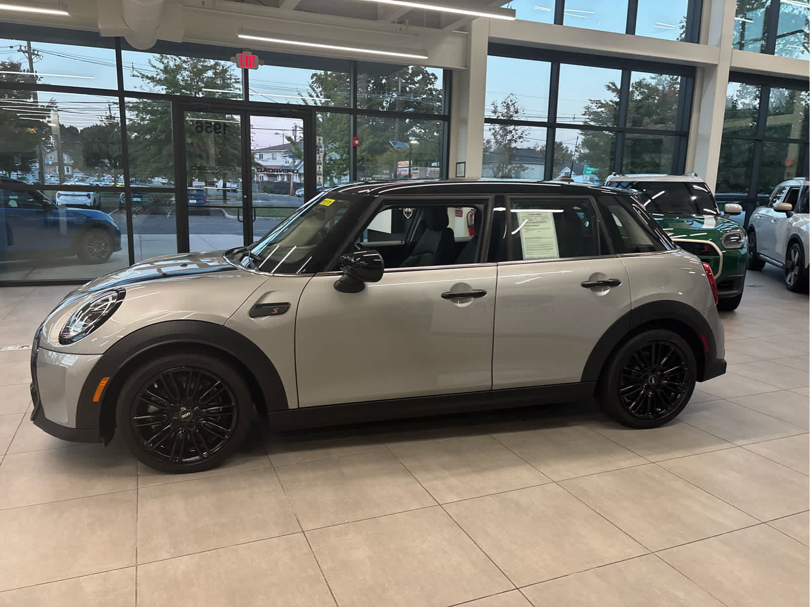 Used 2024 MINI Cooper S FWD image 8