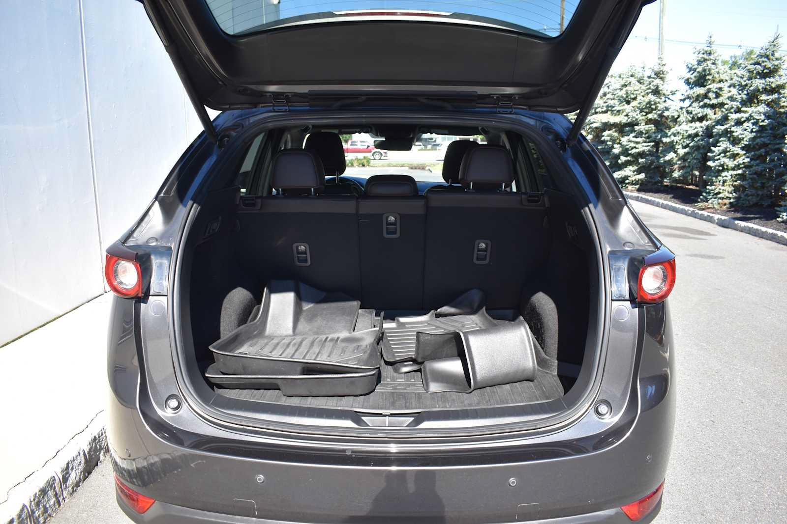 Used 2020 MAZDA CX-5 Signature AWD/4WD image 8