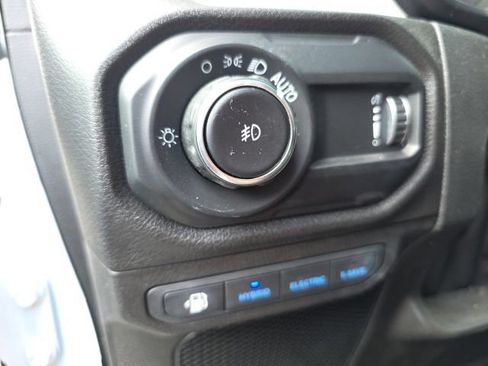 Used 2025 Jeep Wrangler Unlimited Sport S 4xe w/ Convenience Group AWD/4WD image 12