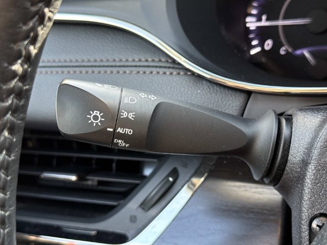 Used 2016 Toyota Avalon XLE Premium FWD image 27