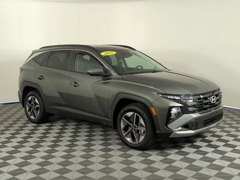 Used 2025 Hyundai Tucson SEL AWD/4WD image 8