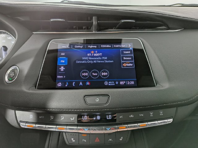 Certified 2023 Cadillac XT4 Premium Luxury w/ Cold Weather Package FWD image 21