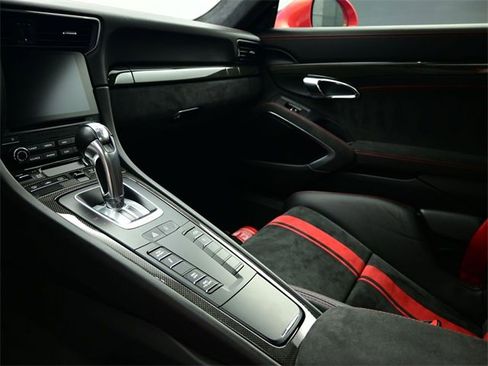 Used 2018 Porsche 911 GT3 image 23
