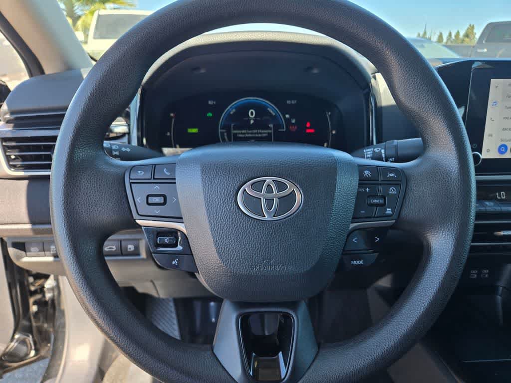 Used 2025 Toyota Camry LE FWD image 22