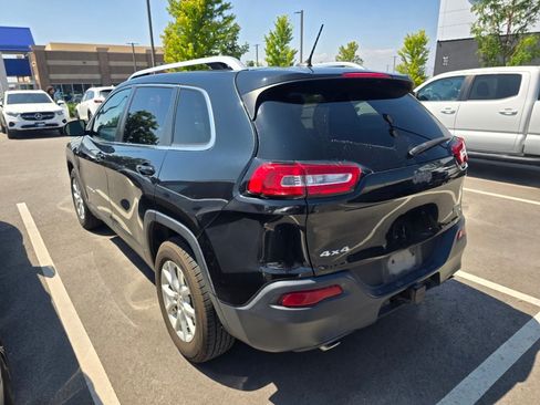 Used 2014 Jeep Cherokee Latitude w/ Cold Weather Group AWD/4WD image 14