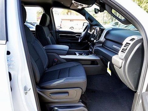 New 2026 RAM 1500 Big Horn AWD/4WD image 16