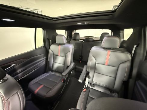 Used 2024 Chevrolet Traverse RS w/ LPO, Floor Liner Package image 32